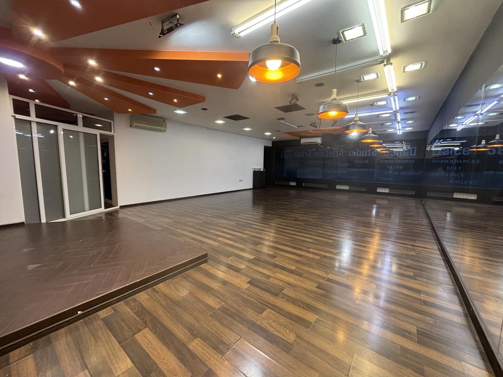 Dance Studio Atletico Arten